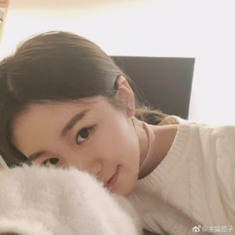 虎牙主播茄子 日韓服吃雞狂撩路人 這聲音也太甜了吧