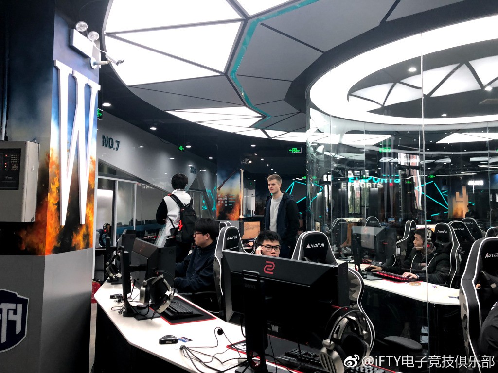 iFTY電競館開業 全場1080Ti十五元一小時