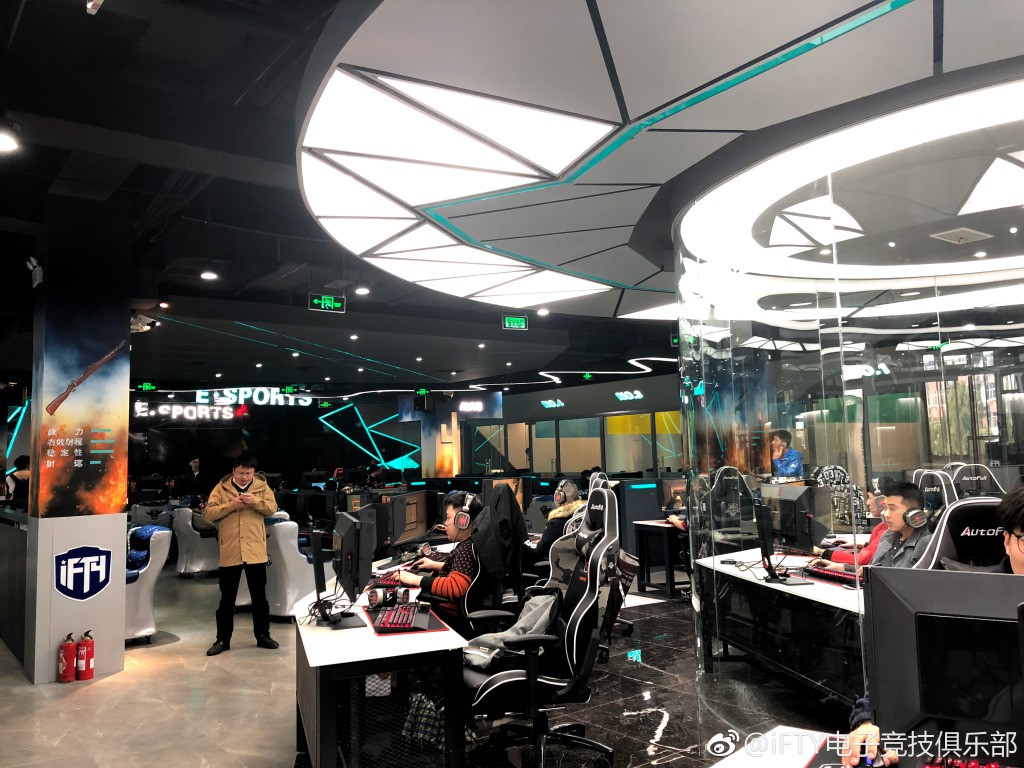iFTY電競館開業(yè) 全場1080Ti十五元一小時