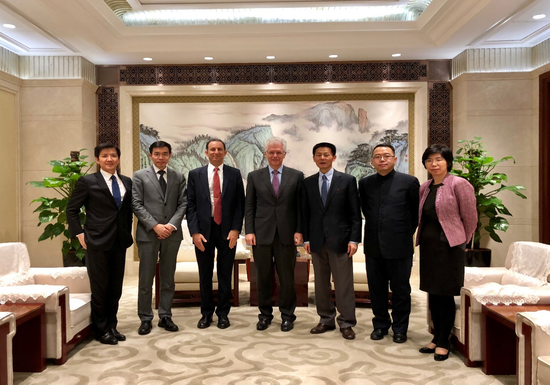 上海市领导会见MIT副教务长 与商汤科技探索在沪更多合作